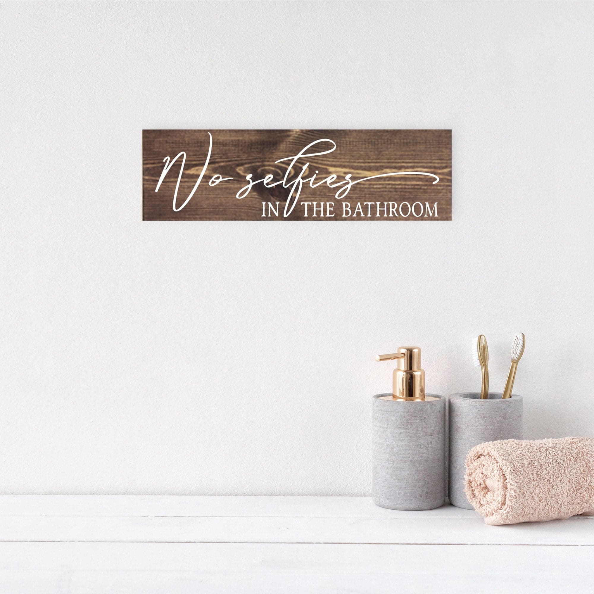 No Selfies in the Bathroom - Dream Big Printables