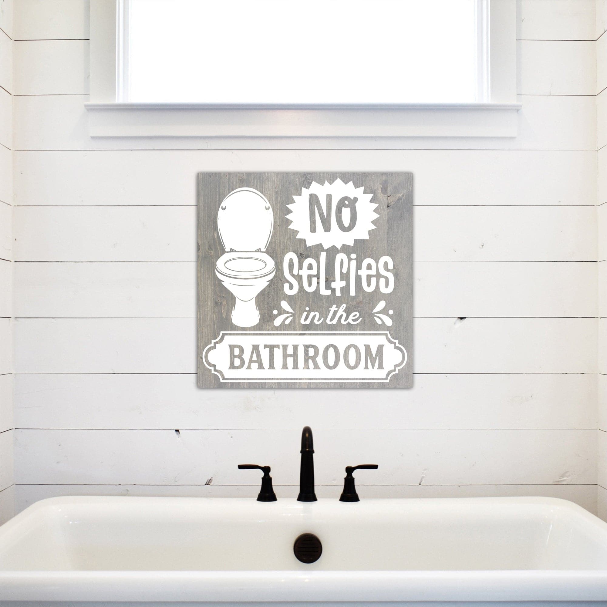 No Selfies in the Bathroom - Dream Big Printables